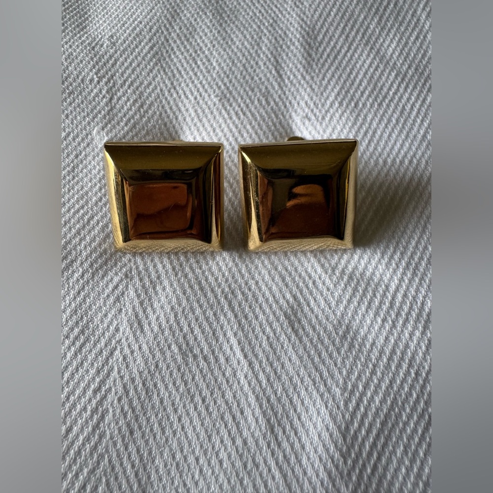 Chic Gold Square Earrings